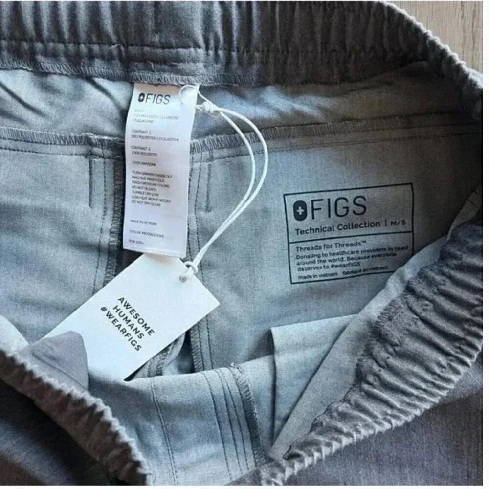 Figs Men's Tansen Jogger Scrub Pants Size M Short Gray Technical Collection NWT